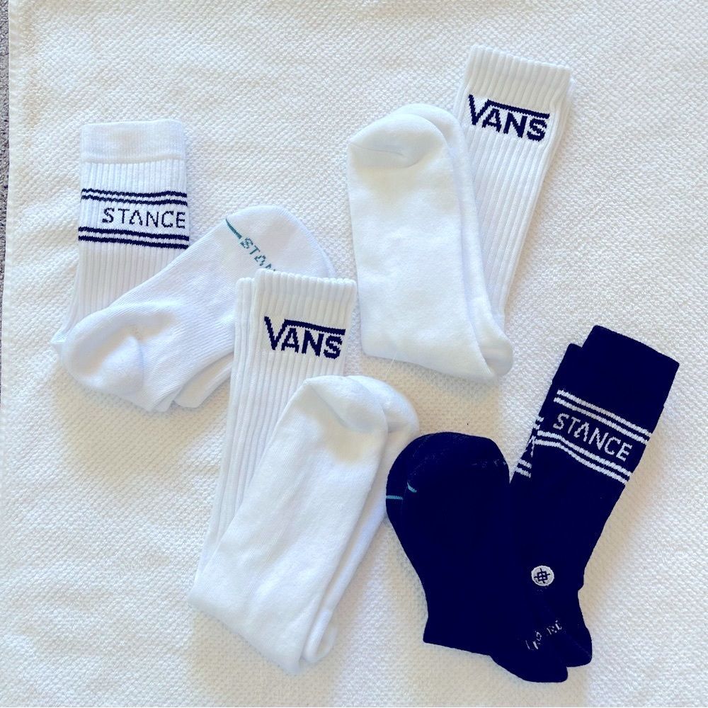 New (4) pairs Socks - Men's - Size L - (2) Vans/(2) Stance)